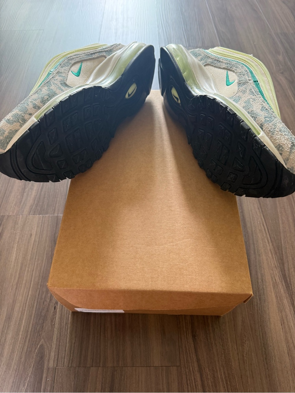 Nike Air Max 97 Coconut Milk Stadium Green DX3946-100 Men’s Size 11 No Box - Picture 6 of 6